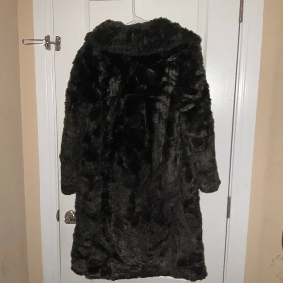 Vintage Coat - Picture 3 of 3